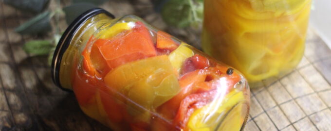 Перцы в медовом маринаде на зиму - рецепт вкусной овощной закуски с фото